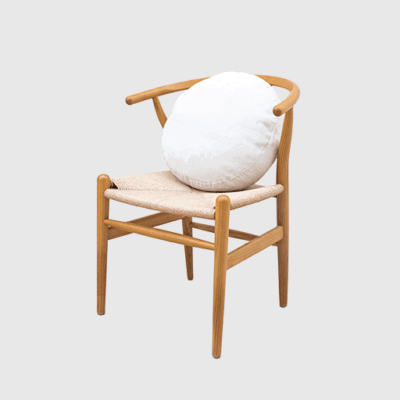 Cadeira Wishbone – Madeira Natural